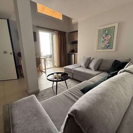 Stylish Studio Apartment - 8F House Kalamata Eksteriør billede