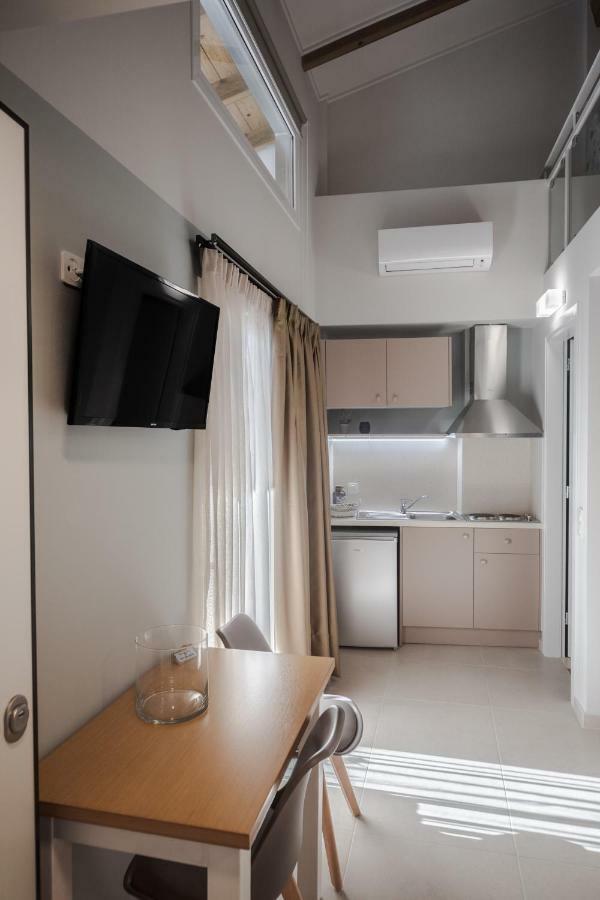 Stylish Studio Apartment - 8F House Kalamata Eksteriør billede